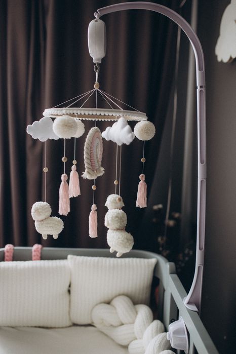 мобіль в ліжечко