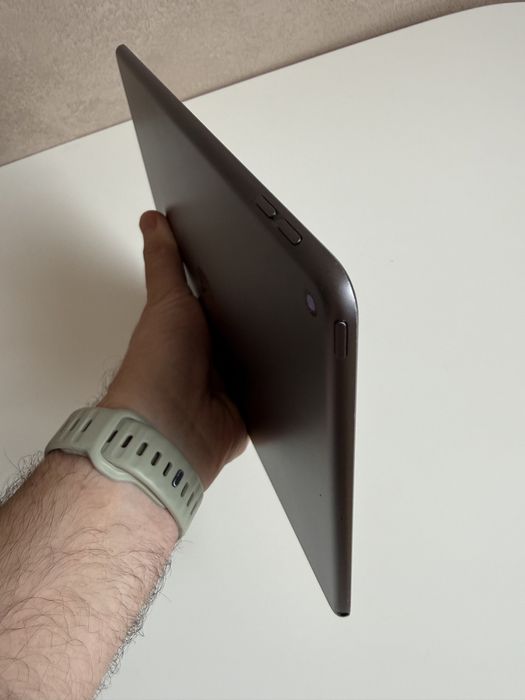 Планшет iPad Air 3 64Gb