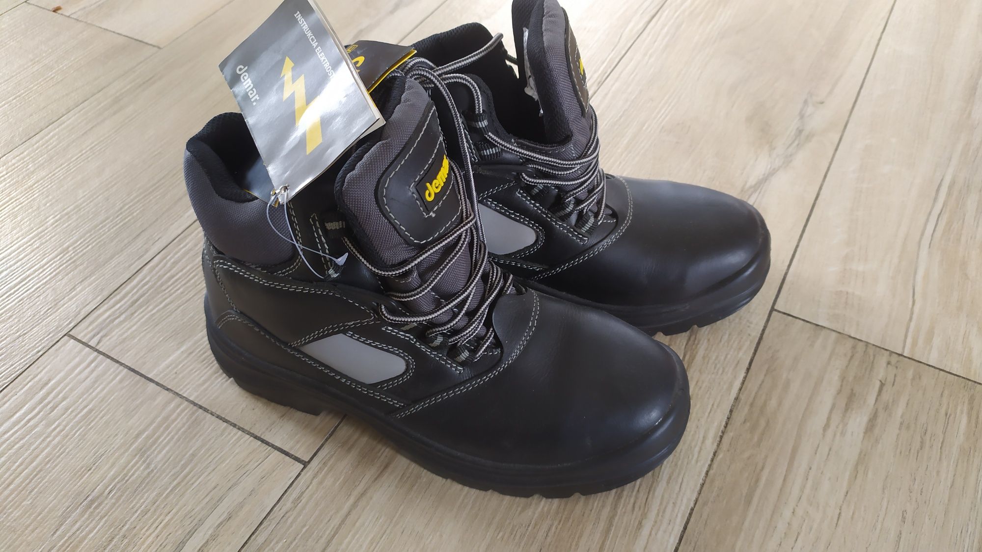 Nowe buty robocze Demar S3 SRC r.41 – stalowy nosek, antypoślizgowe