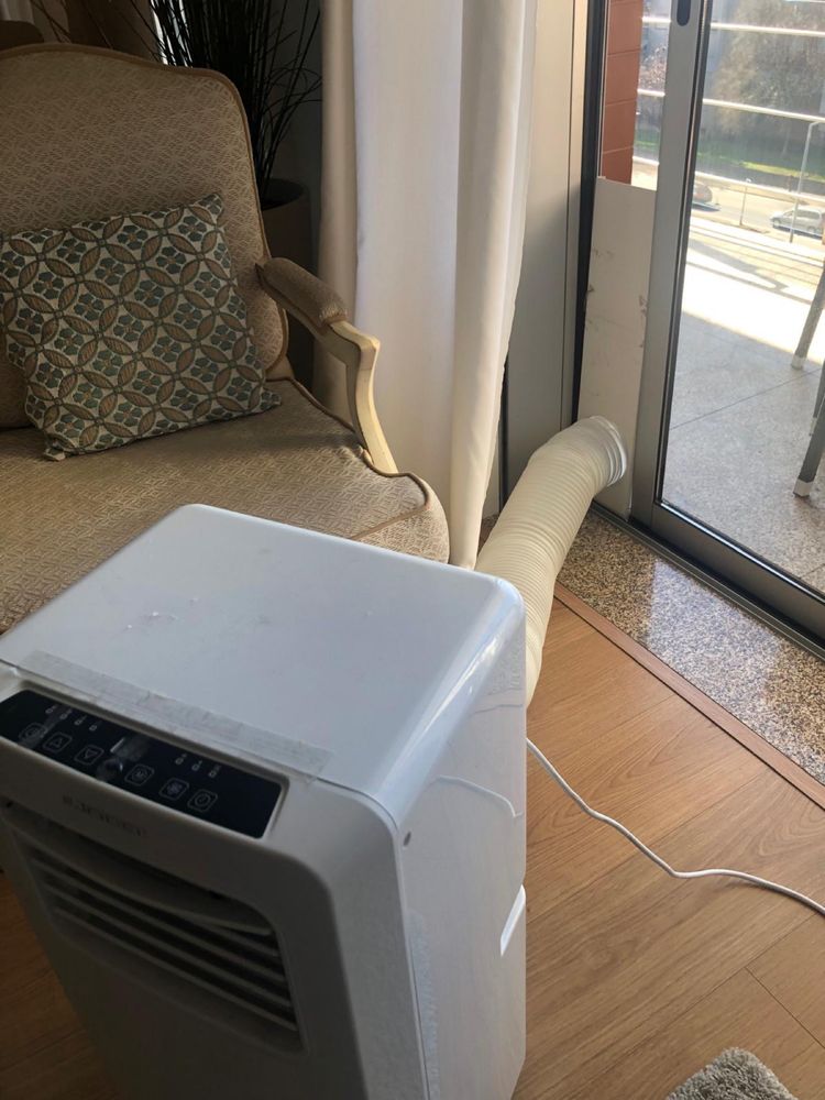 Ar condicionado e aquecedor portatil