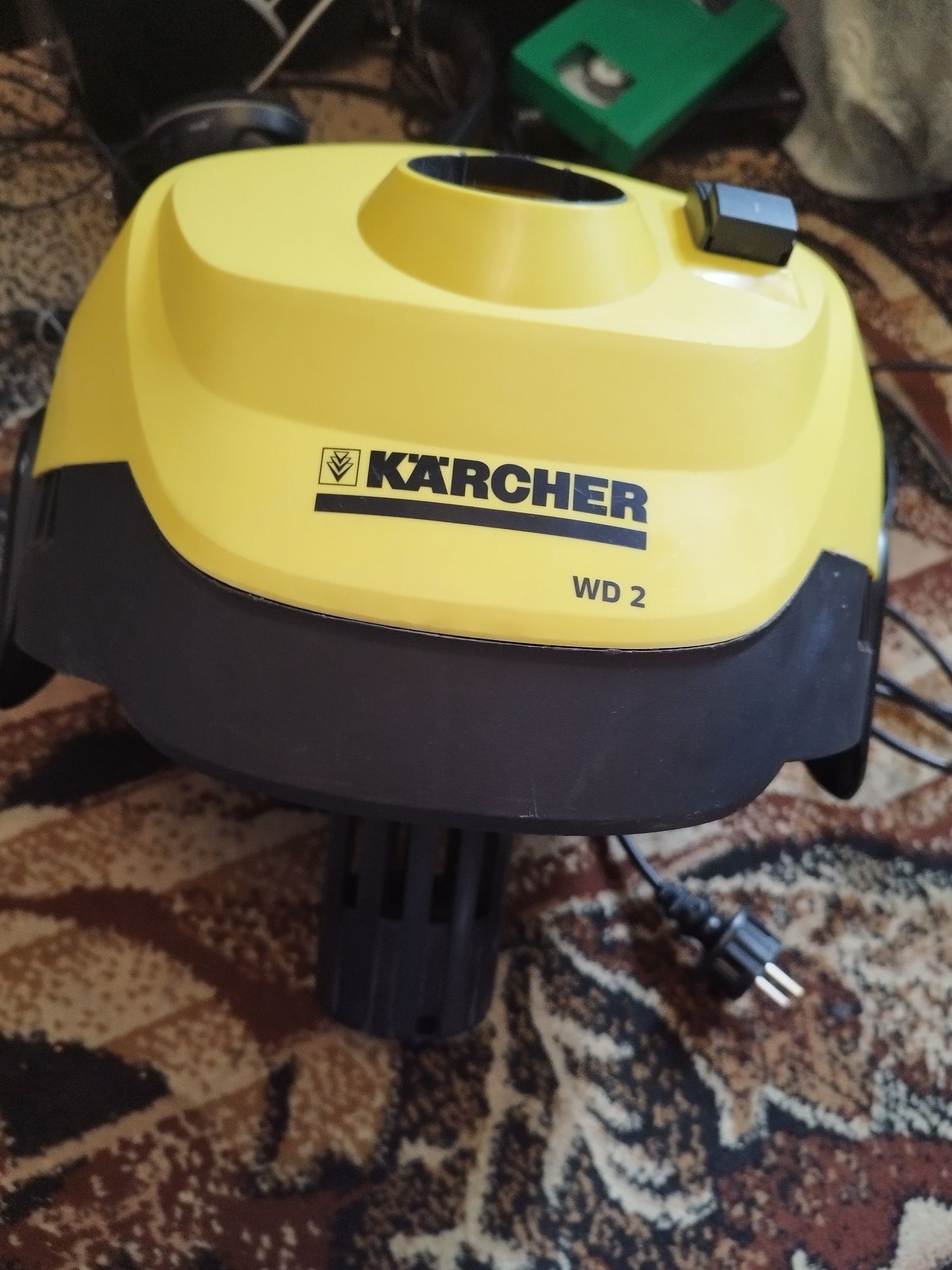 Wybrakowany odkurzacz Karcher WD2