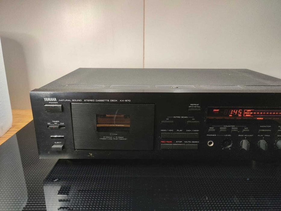 Deck Yamaha KX-670, wysoki model, do naprawy/regulacji