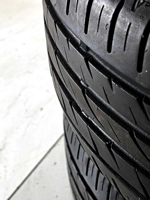 Pneus Roadstone Eurovis Sport 04 - 195/55/15 - Como NOVOS