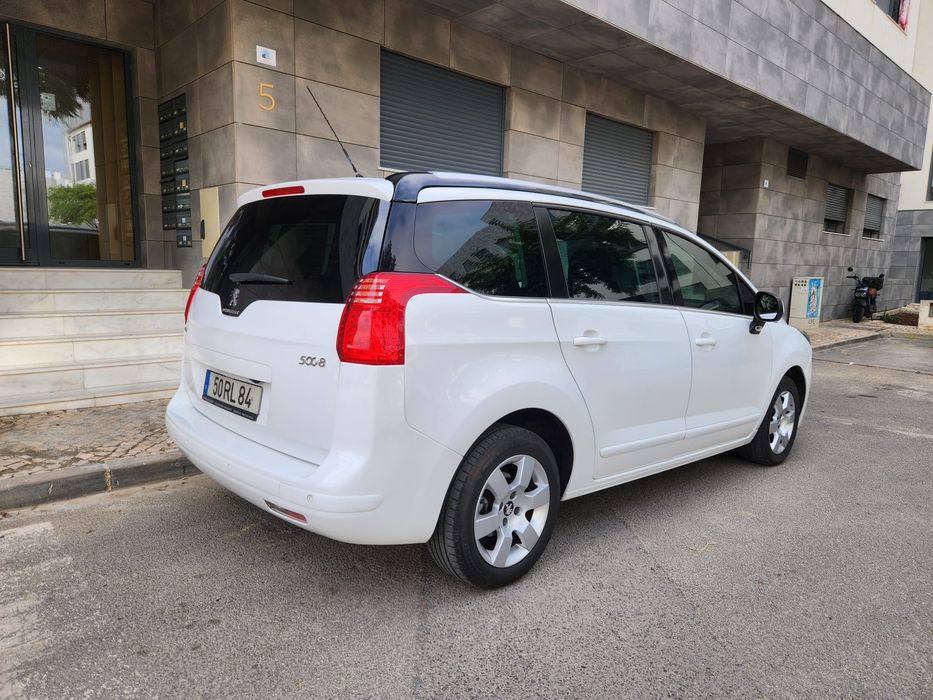 Peugeot 5008 7 lugares  1.6 HDi de 120 cv[aceito retoma]