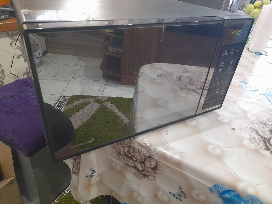 Микроволновая печь Samsung ME 83 XR