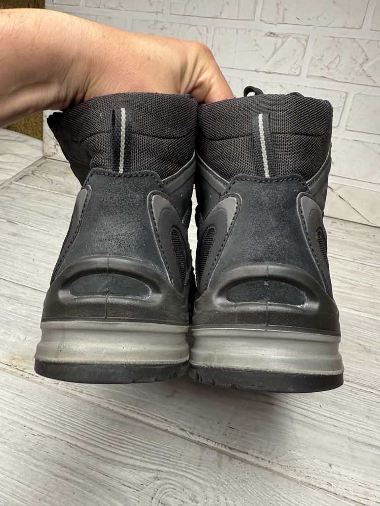 Черные рабочие ботинки lowa gtx gore-tex ( защищен носок