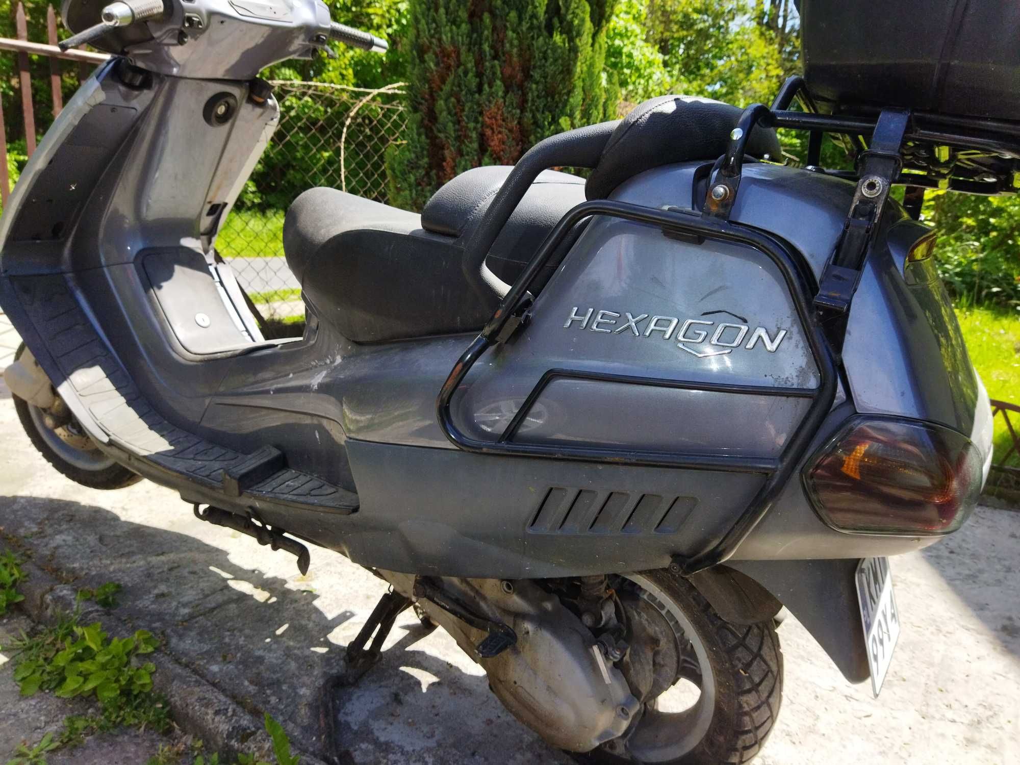 Skuter Piaggio Hexagon