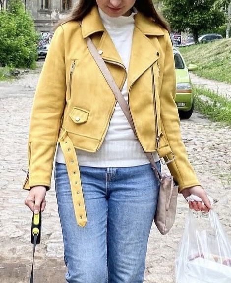 Куртка Zara у гарному стані
