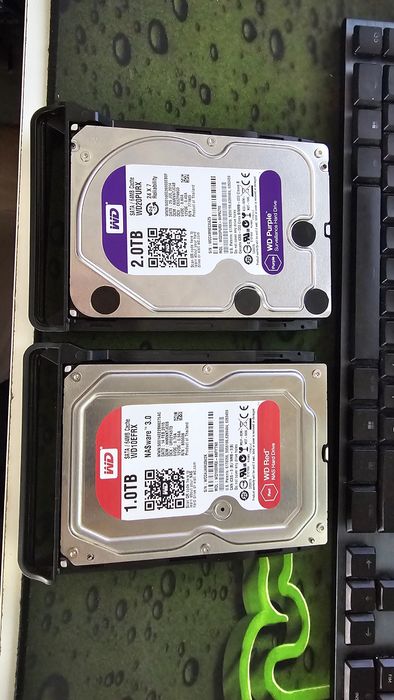 Synology Ds214 + WD Red 1Tb + WD Purple 2Tb