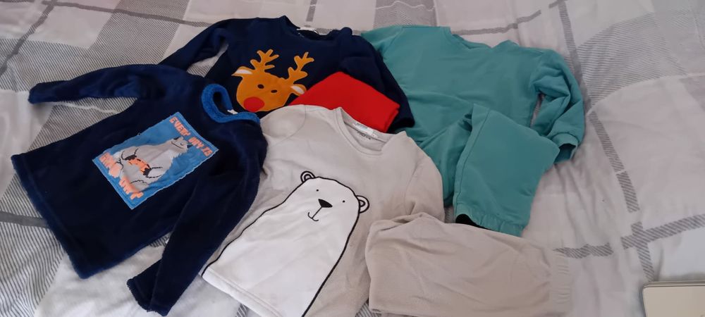 Lote roupa bebé/criança 2/3/4 anos (72 peças)