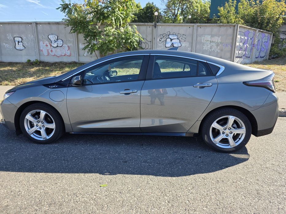 Chevrolet volt 2017