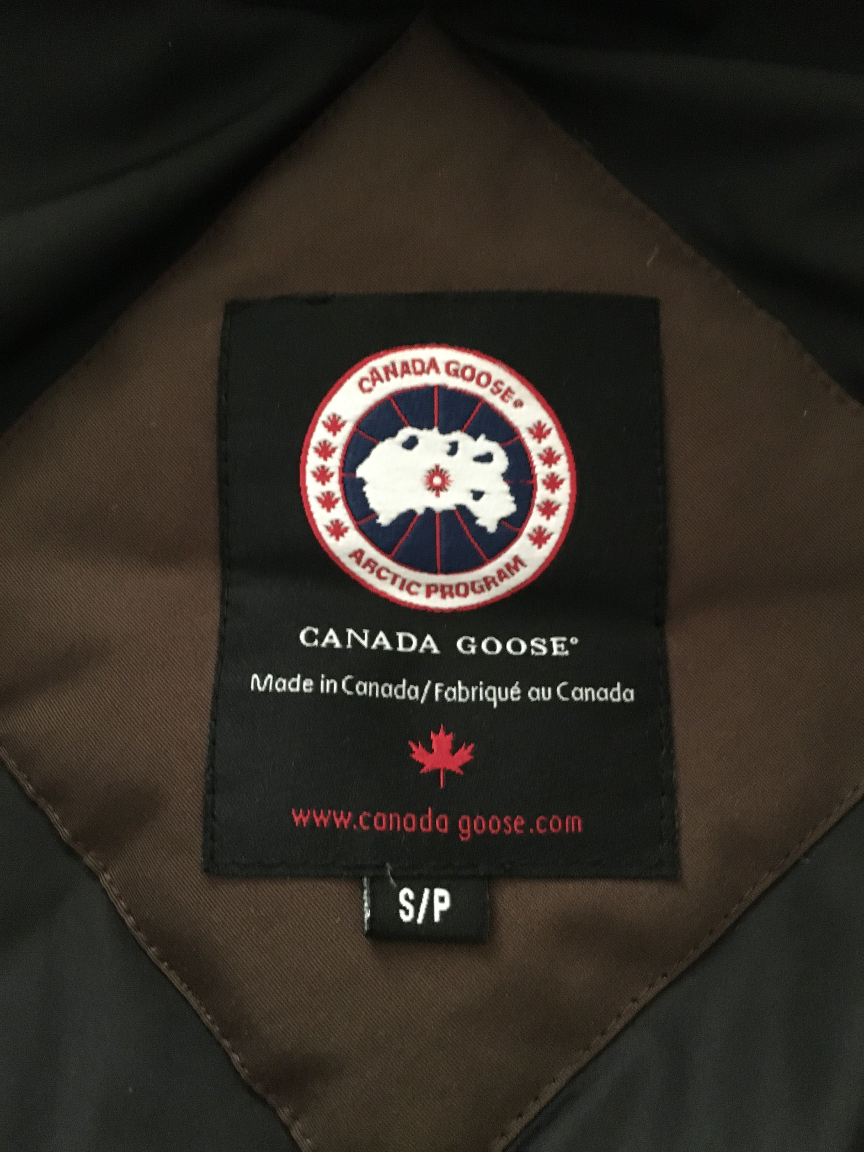 Парка жіноча Canada Goose