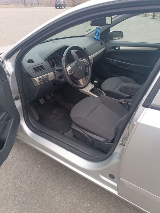 Opel Astra 2007 року