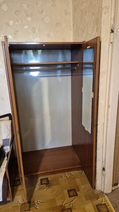 Komplet mebli PRL, wysoki połysk - meblościanka, szafy, fotele