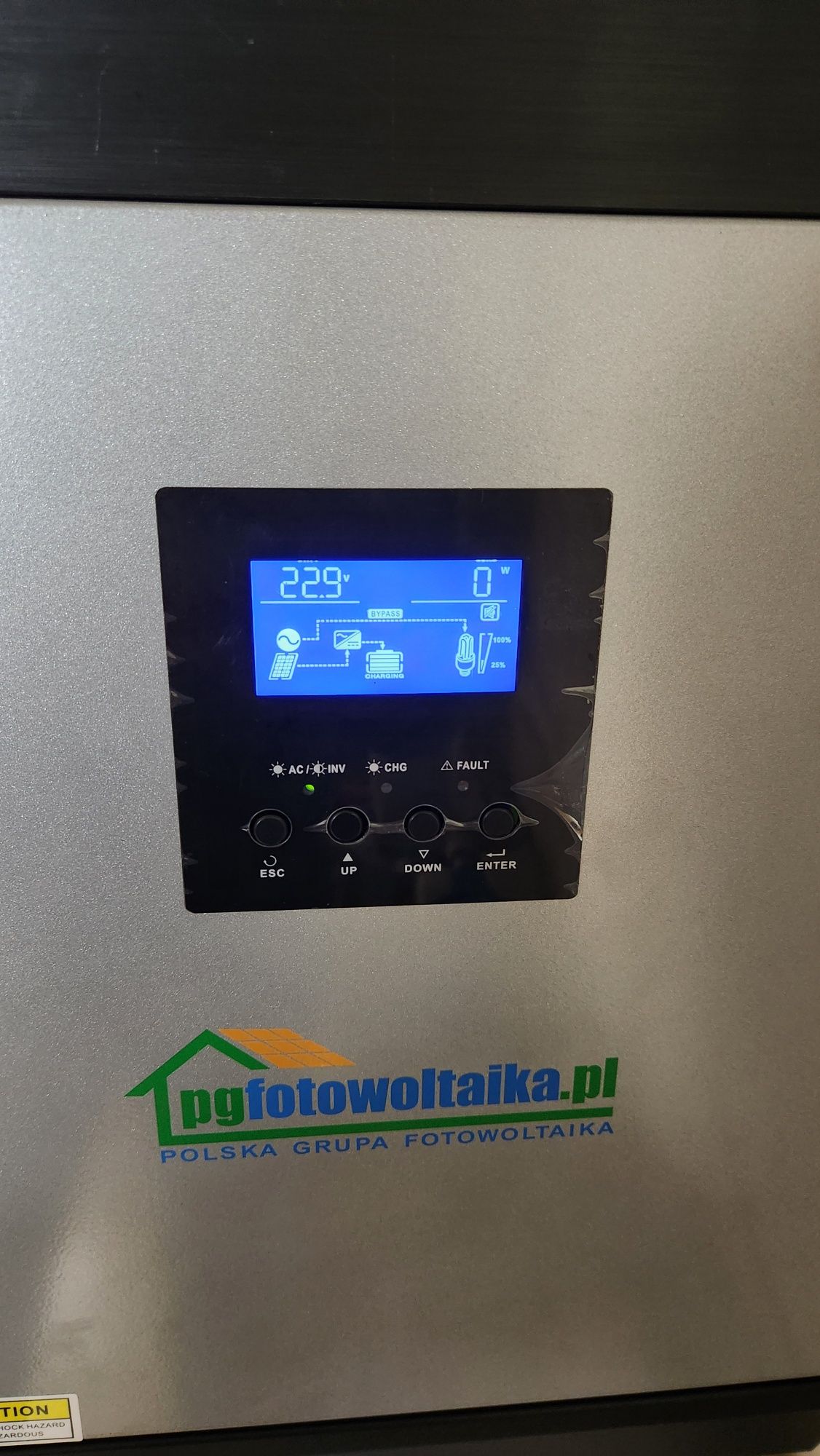 Inwerter off grid mppt