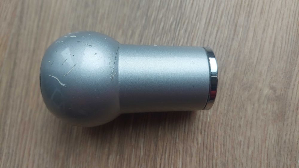 Oryginalna gałka zmiany biegów Toyota Yaris  II