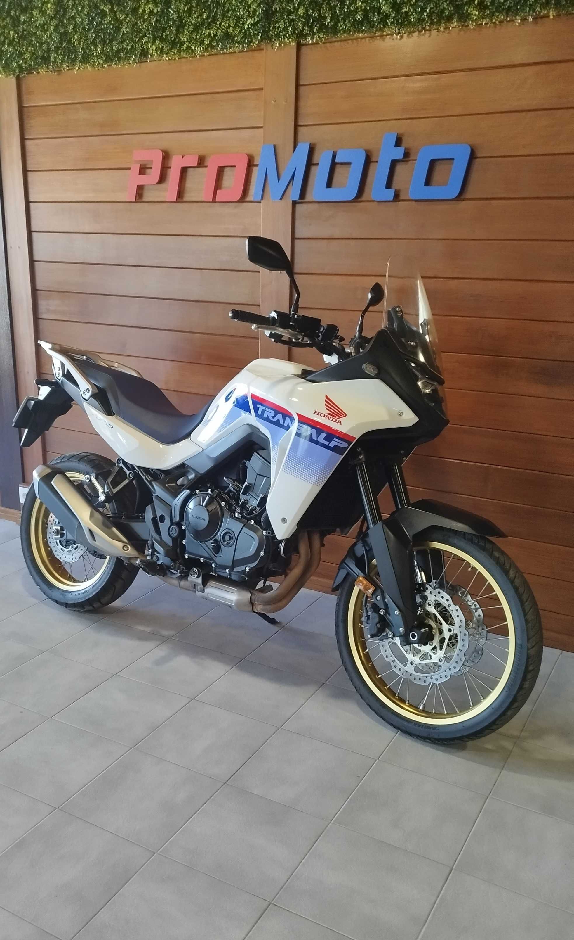 Honda Transalp 750xl