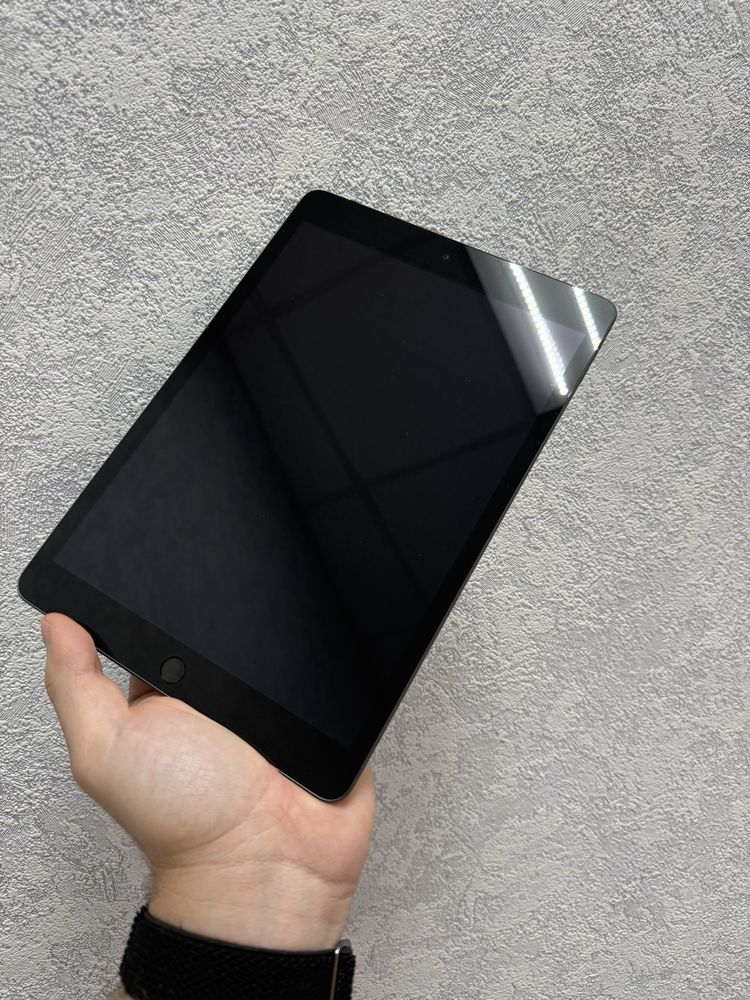 Планшет Apple iPad 9 10.2 256 GB Wili+Lte