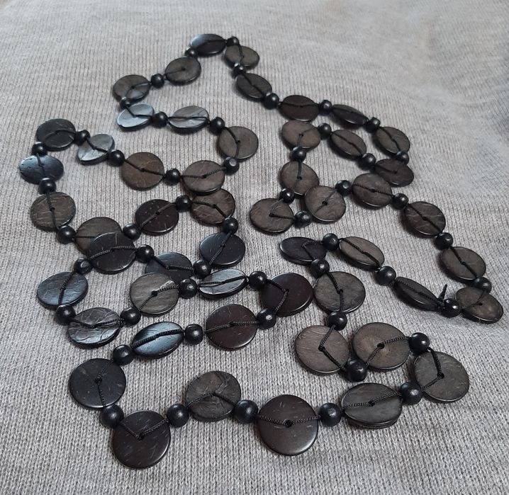 Korale czarne drewniane wisiorek biżuteria damska