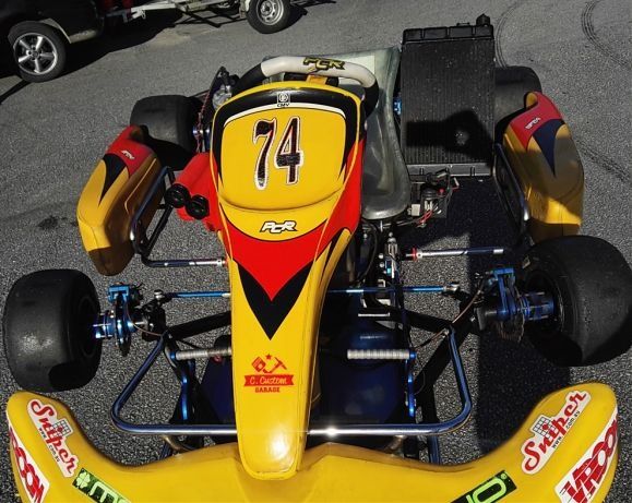 2 kartings, 1 PCR e outro Intrepid.