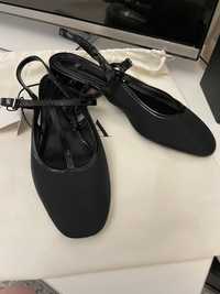 Продам нові сітчасті туфлі Zara