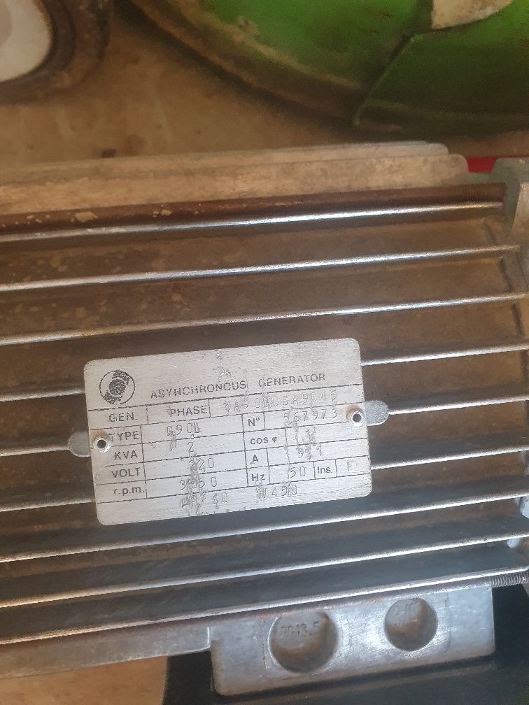 Продам генератор generac