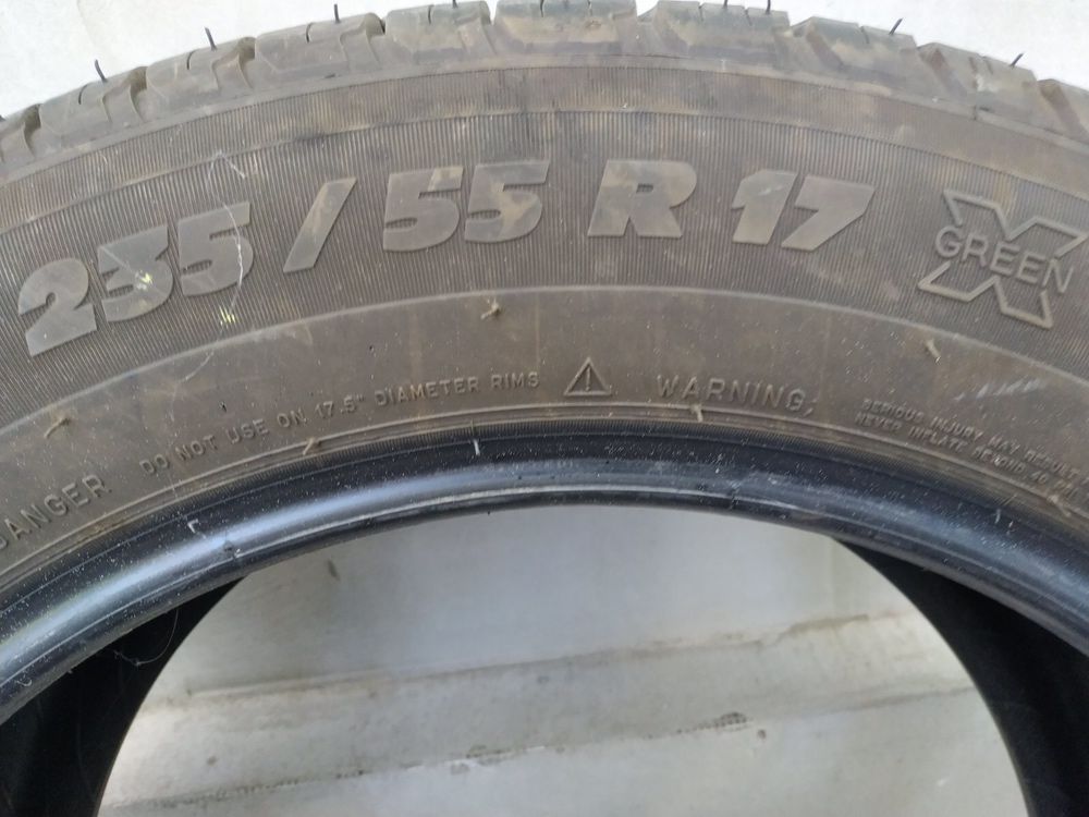 Продам летние шины MICHELIN 235/55 R 17 Испания