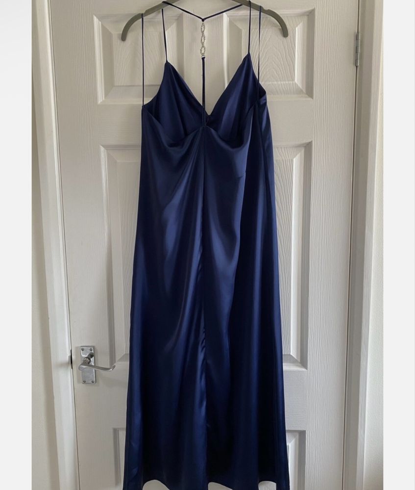 Елегантна вечірня сукня  zara xs-s