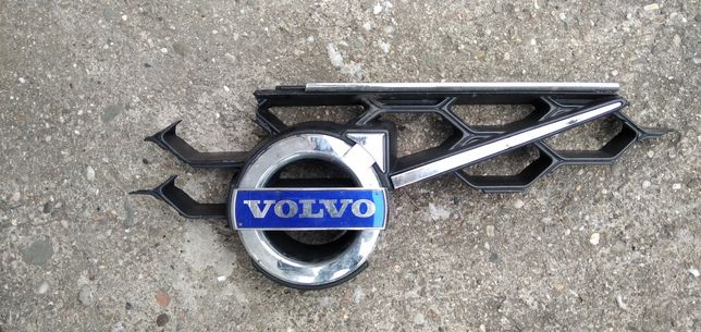 Volvo XC70 Znaczek Emblemat
