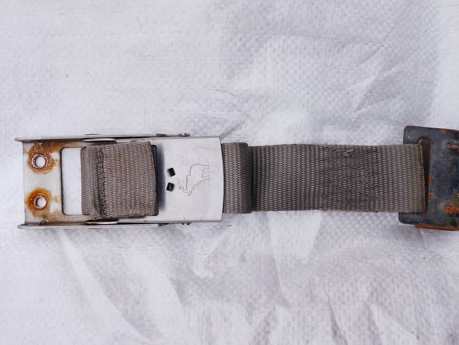 Кріплення на  причіп.