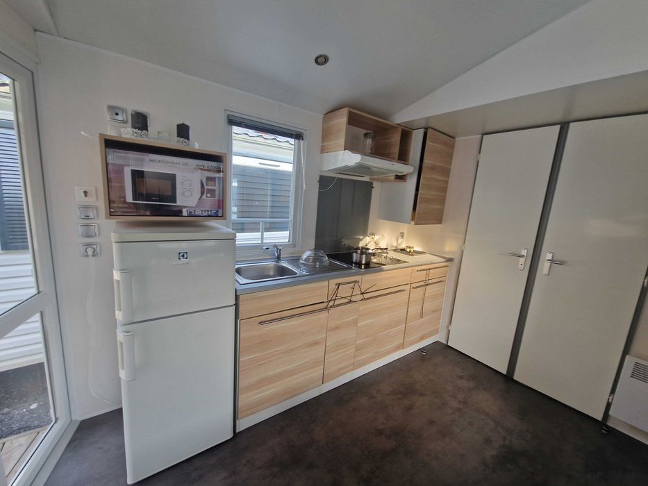 Mobil Home V2 com alpendre, totalmente equipada e com oferta entrega!