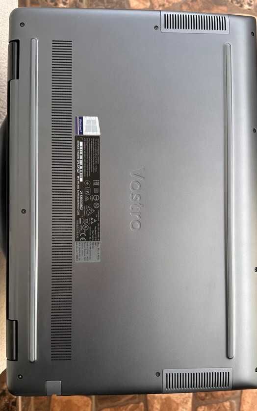Laptop DELL VOSTRO 5590 - Znakomity stan - wersja rozbudowana