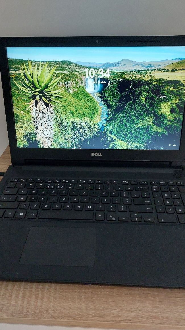 Laptop Dell stan bardzo dobry