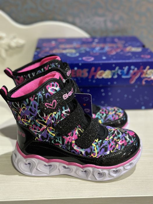 Skechers з підсвіткою р27,5 28,5 30 31 32 33,5  35