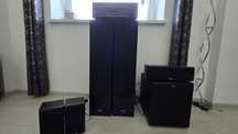 Kino domowe Yamaha MusicCast RX-V485 plus kolumny i subwofer Klipsch
