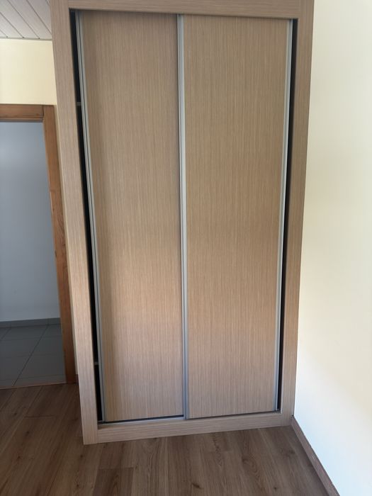 Alugo T2 sem mobília