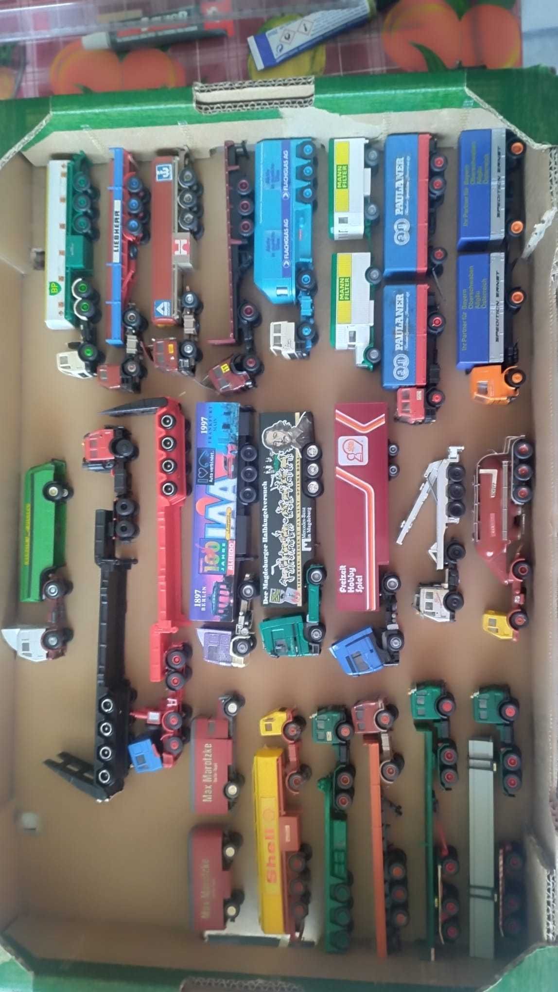 camoin e autocarros WIKING,AMW,ALBETO E SEM MARCA