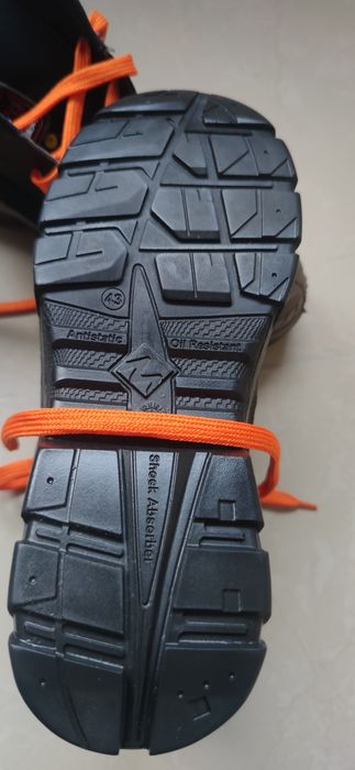 Buty robocze rozmiar 43 rękawiczki gratis