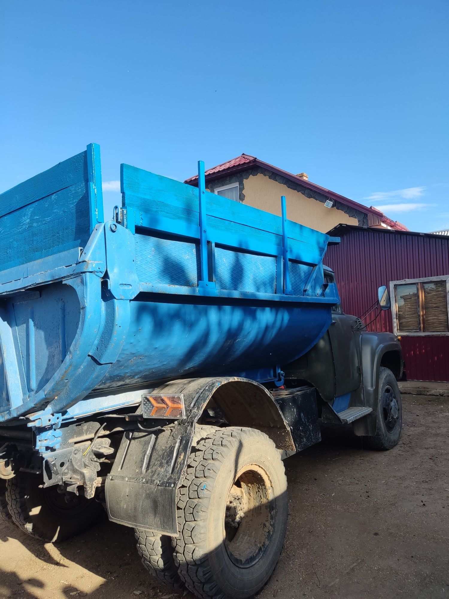 Продам авто зил 130