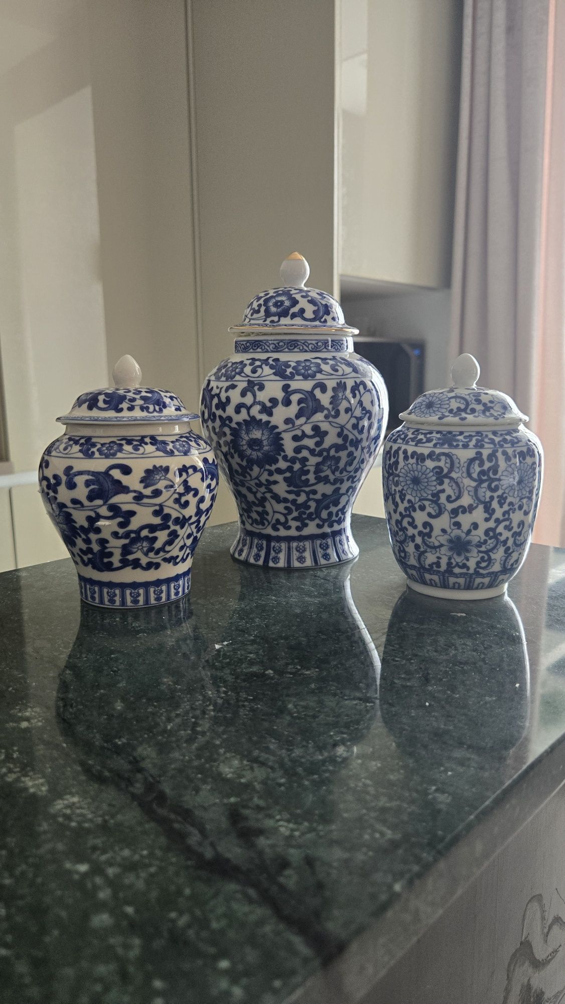 Вазы с крышкой новые