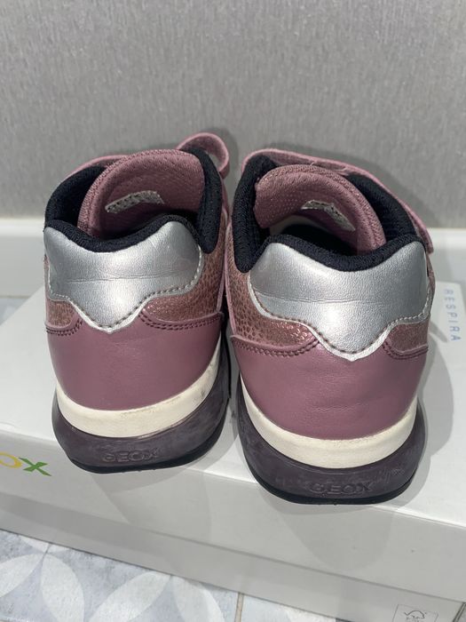 Кросівки geox 35 розмір