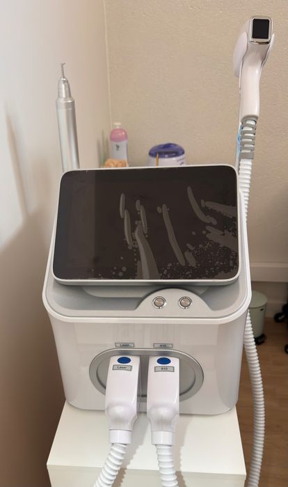 Laser 4 ondas e picolaser