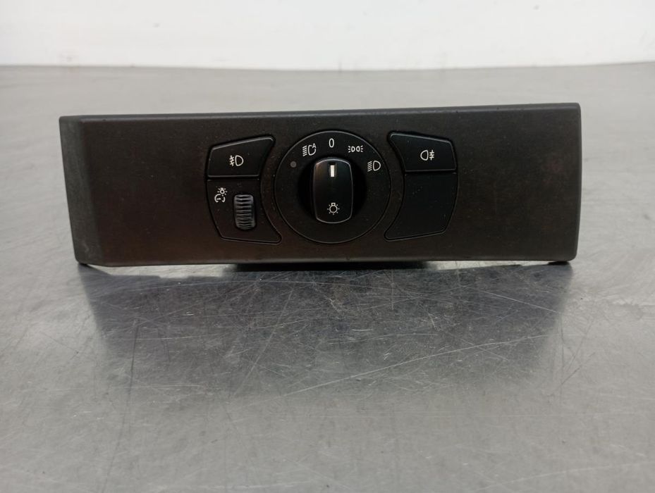 Botão / interruptor de luzes BMW 5 (E60)