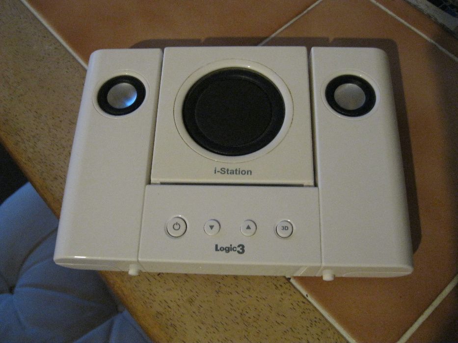 Stacja dokująca do mp3 i telefonu