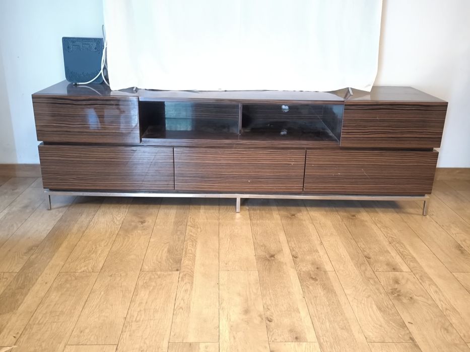 Consola móvel de Televisão TV