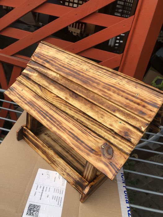 Karmniki opalone dla ptakow