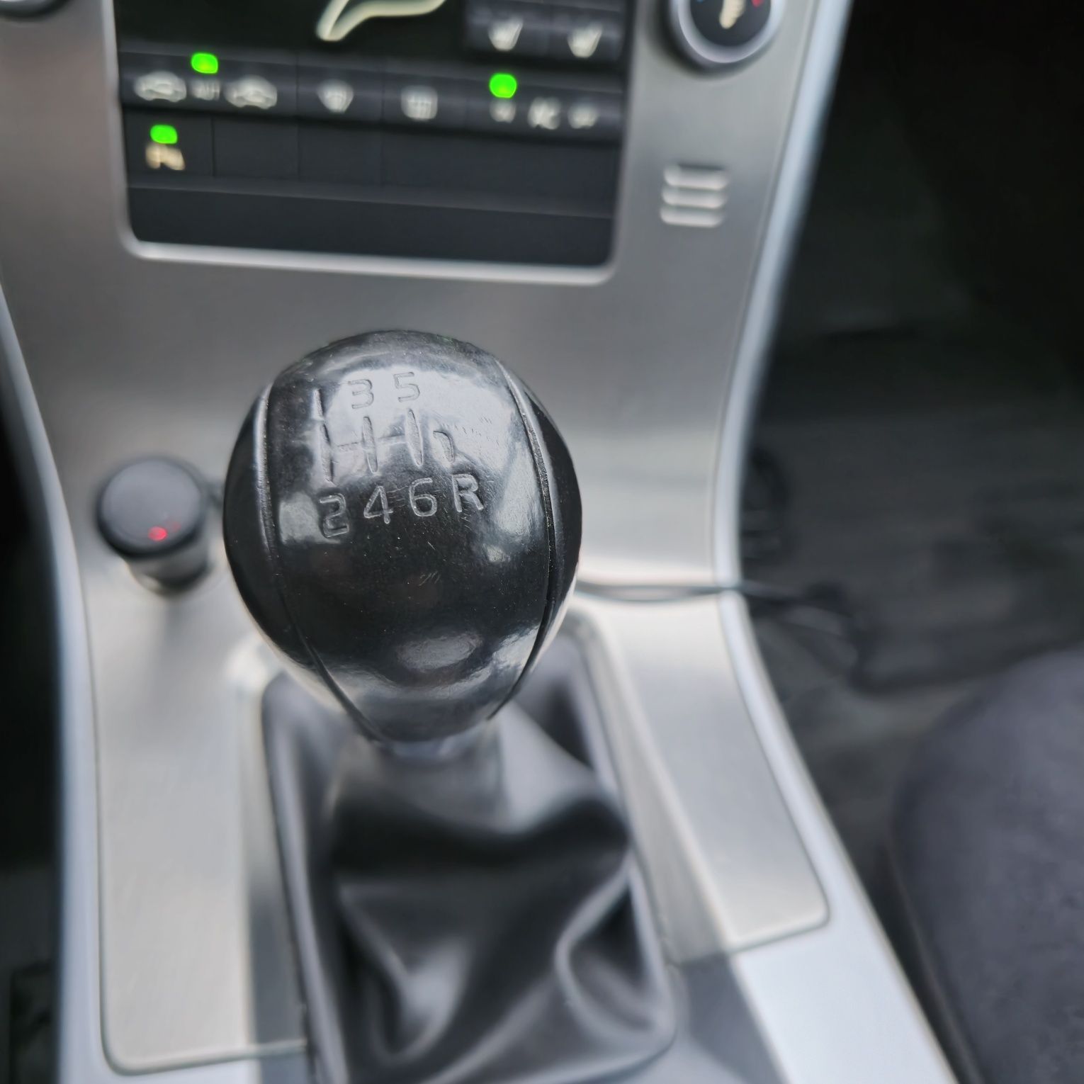 Volvo xc60 2,4 d5 2009r