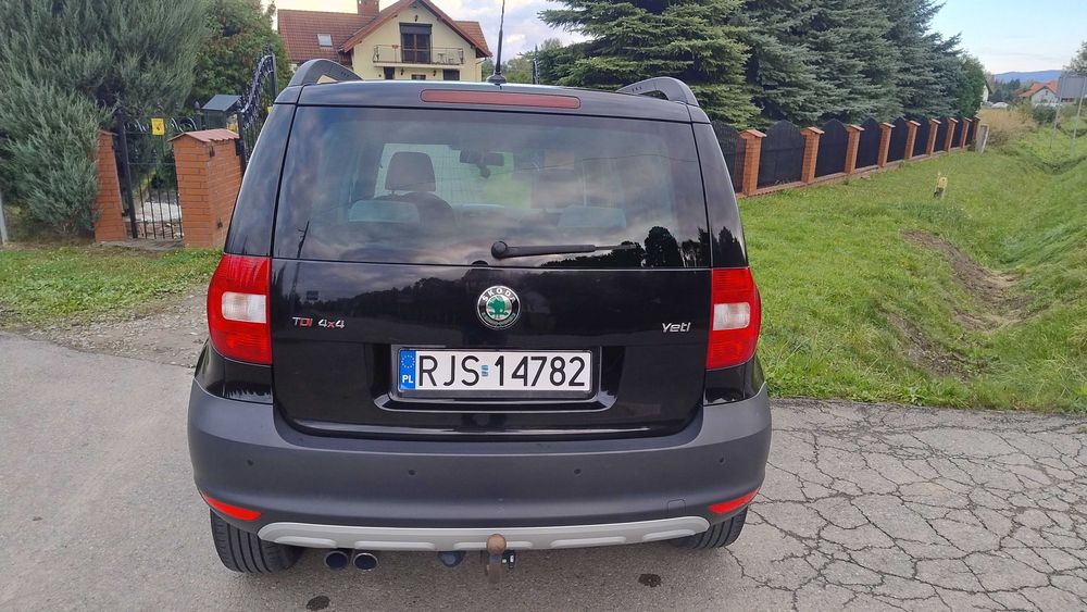 SKODA YETI 4 X 4 2,0 TDI  ( 170 KM )