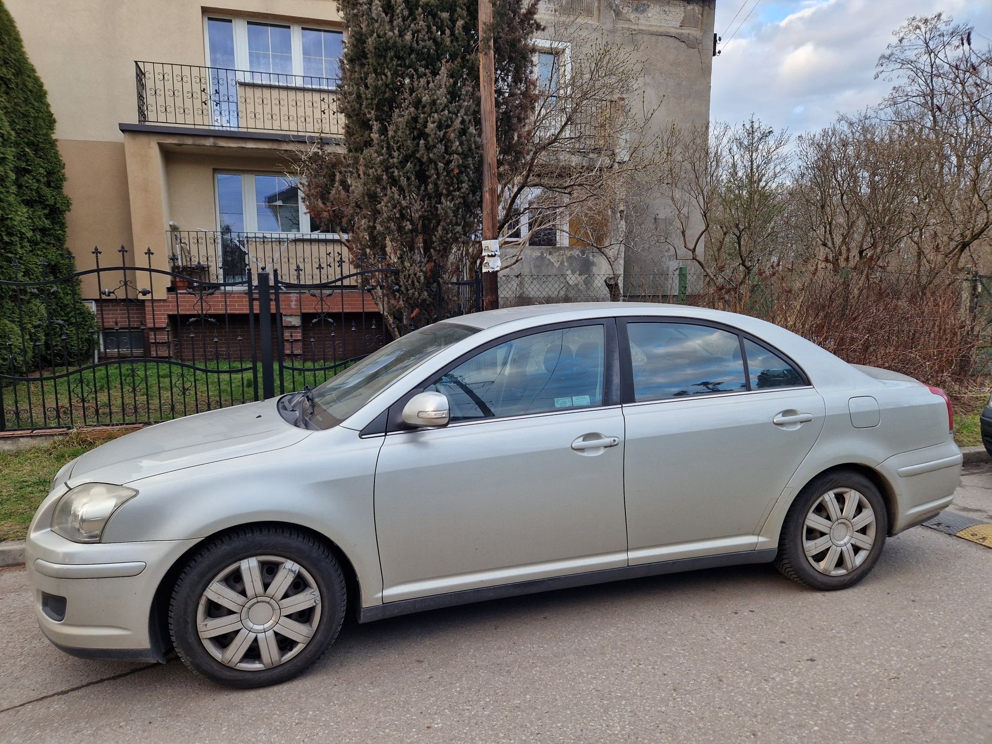 Toyota Avensis 2008 rocznik