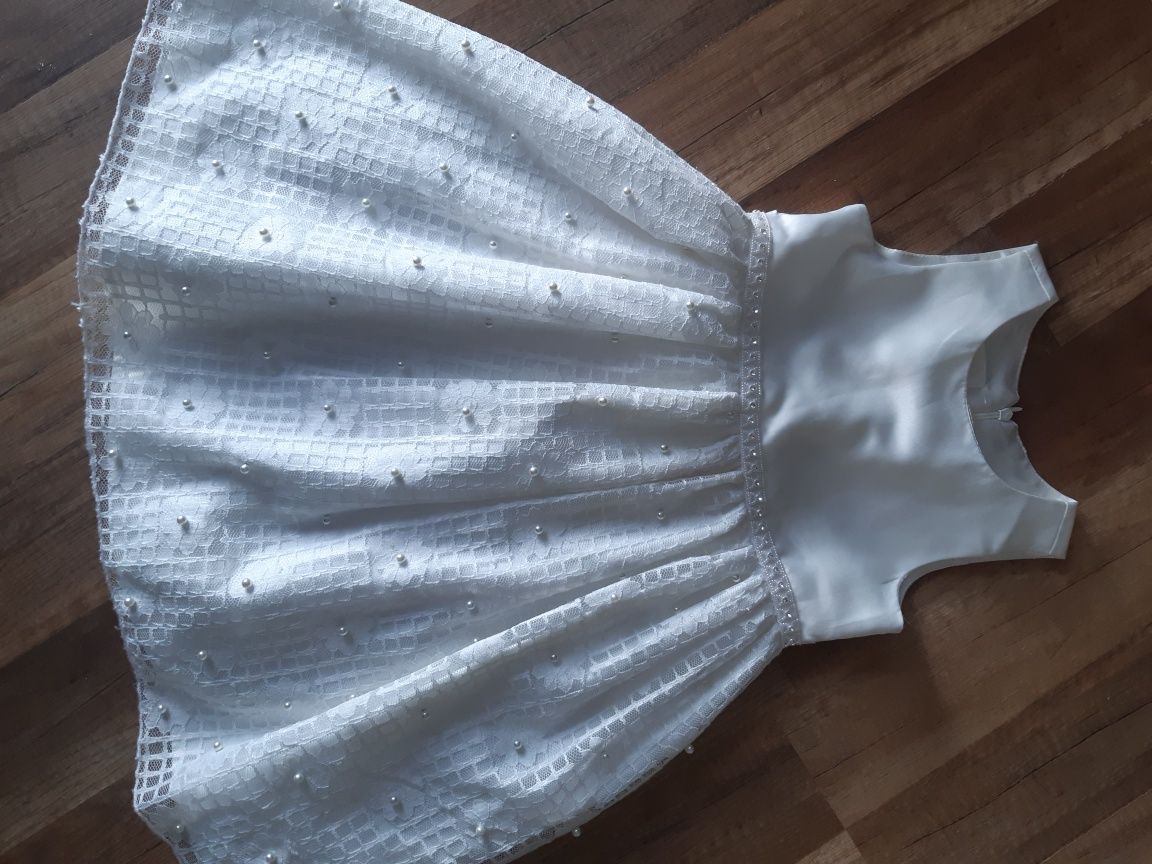 Sukienka koronkowa 104 Biała Cinderella 4 perełki elegancka